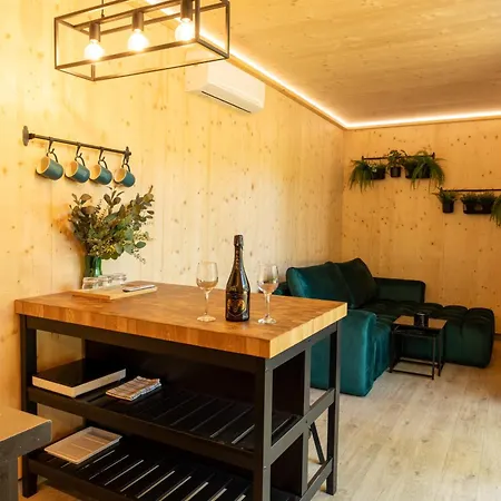 Camping Glamping Pod Lipami